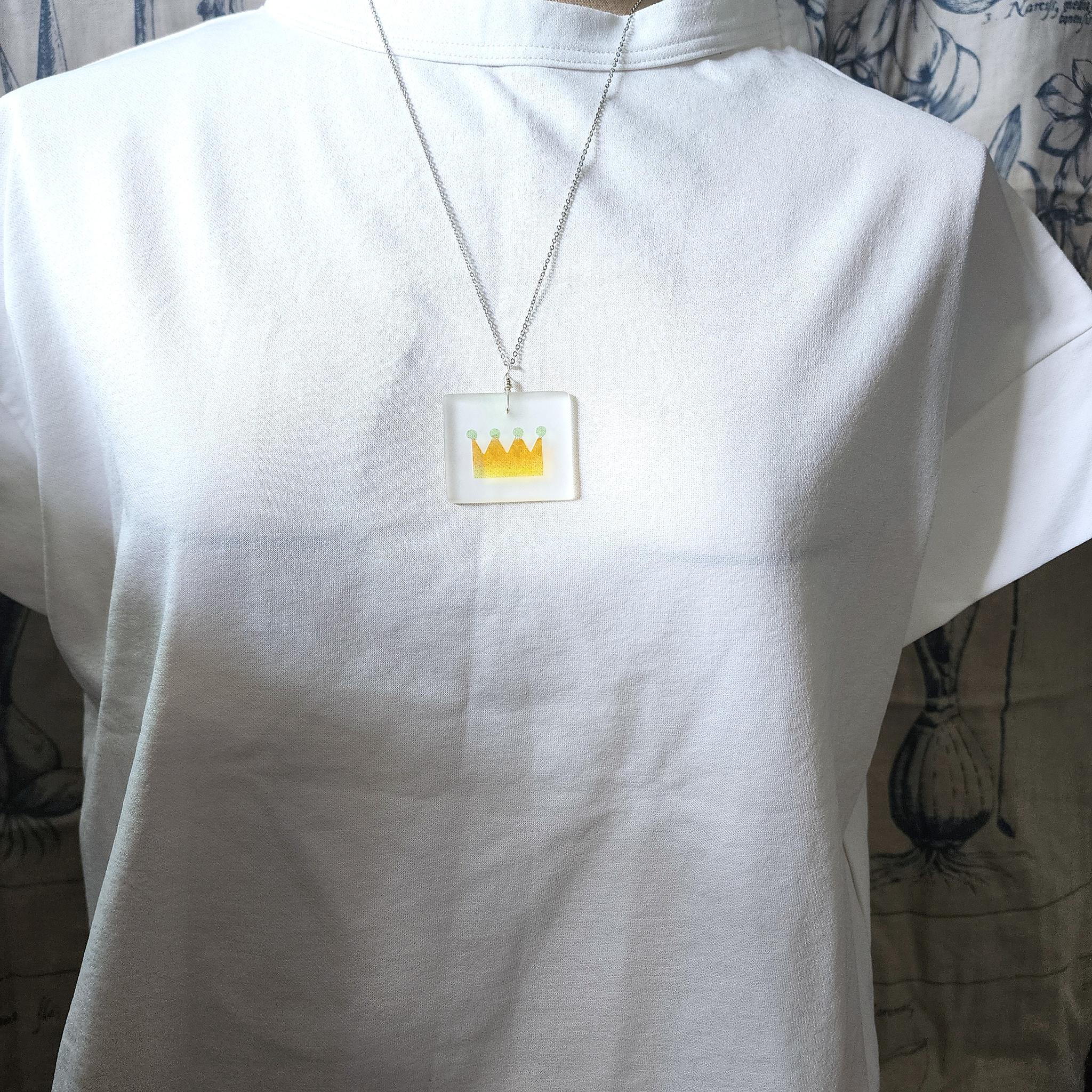 クラウンのフロストペンダント | 4枚目